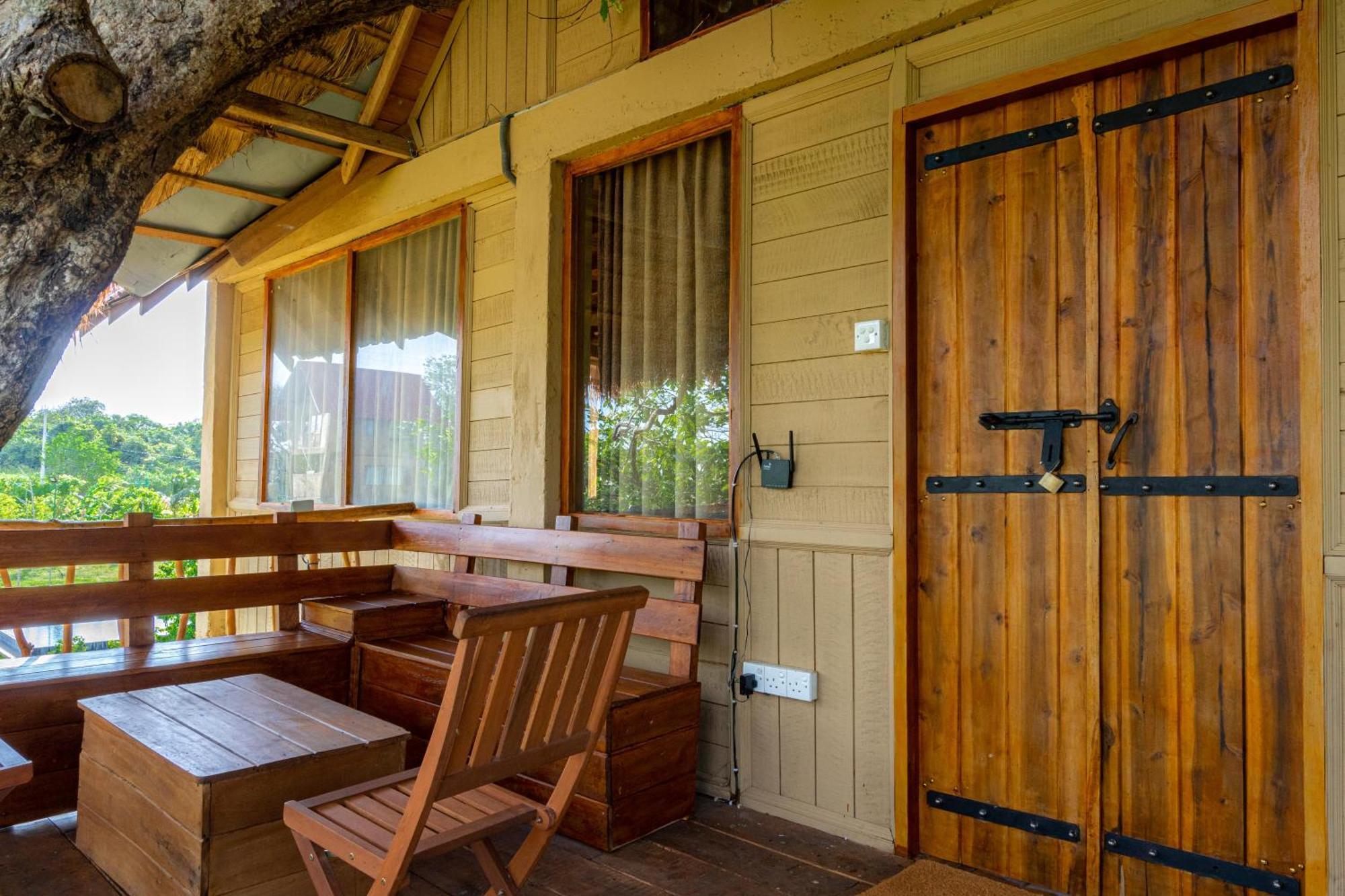 Rock Shade Chalet- Sigiriya Exterior foto